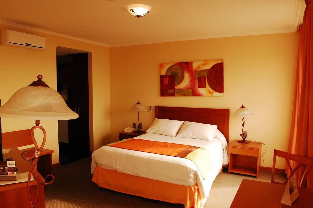 Hotel Florencia Suites & Apartments Антофагаста Стая снимка