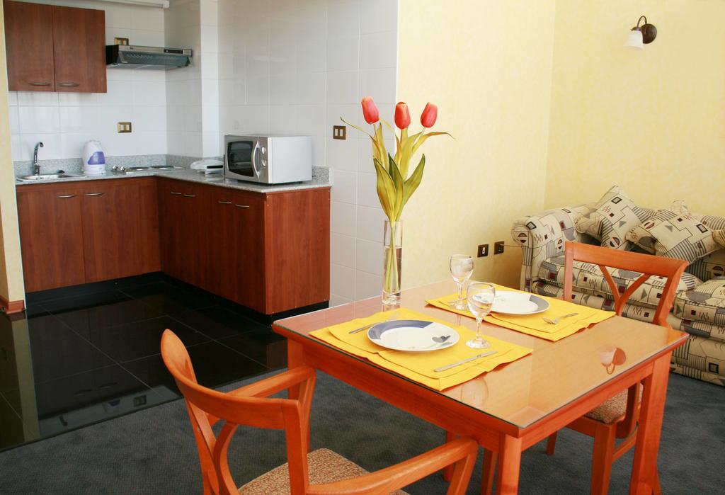 Hotel Florencia Suites & Apartments Антофагаста Екстериор снимка